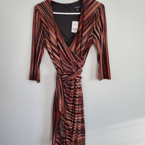 NWT Le Chateau Dress - Picture 3 of 5